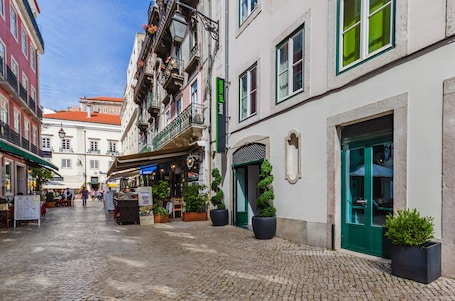 Esterni. Hotel Gat Rossio