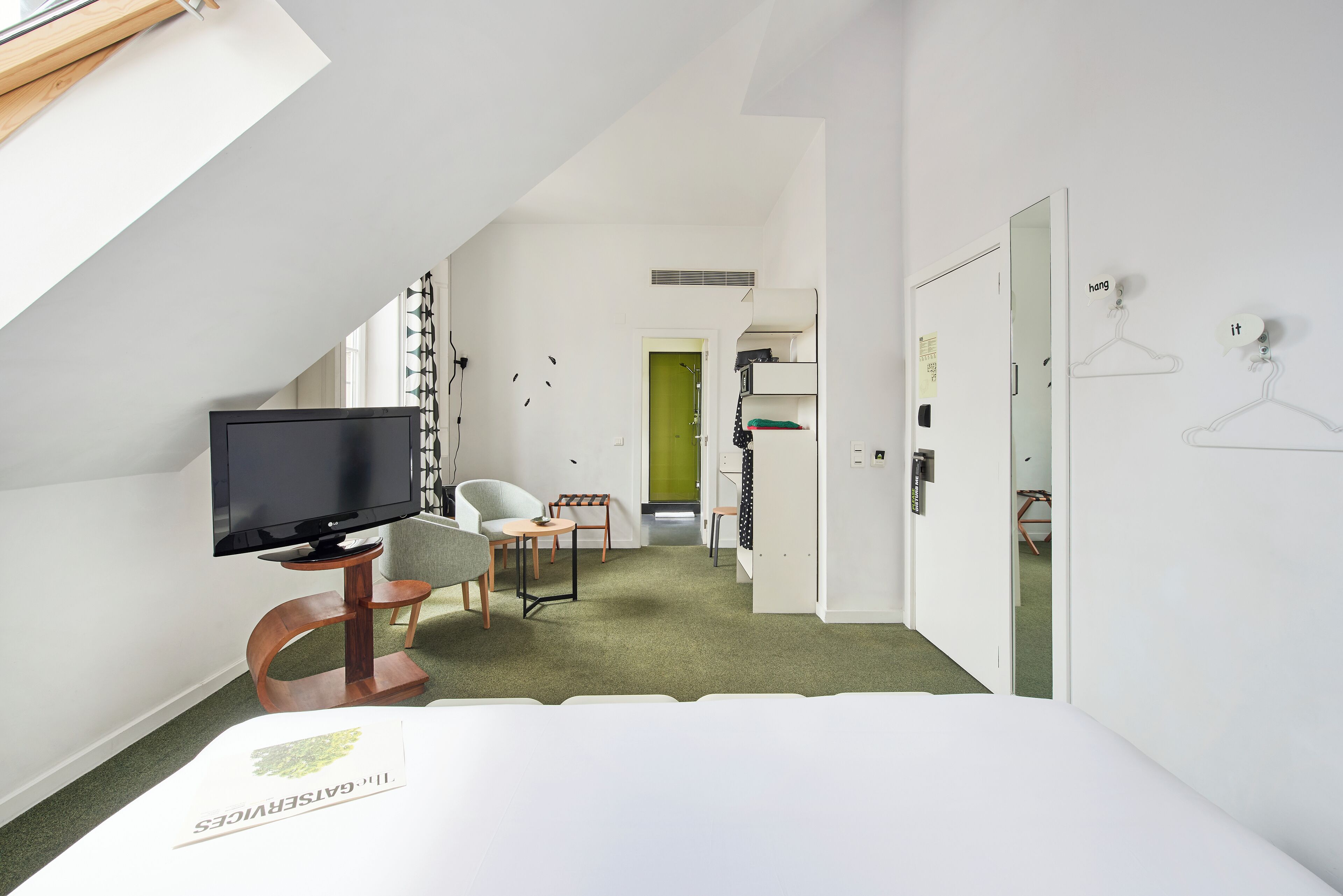 family suite | premium bedding, down duvets, select comfort beds, in-room safe