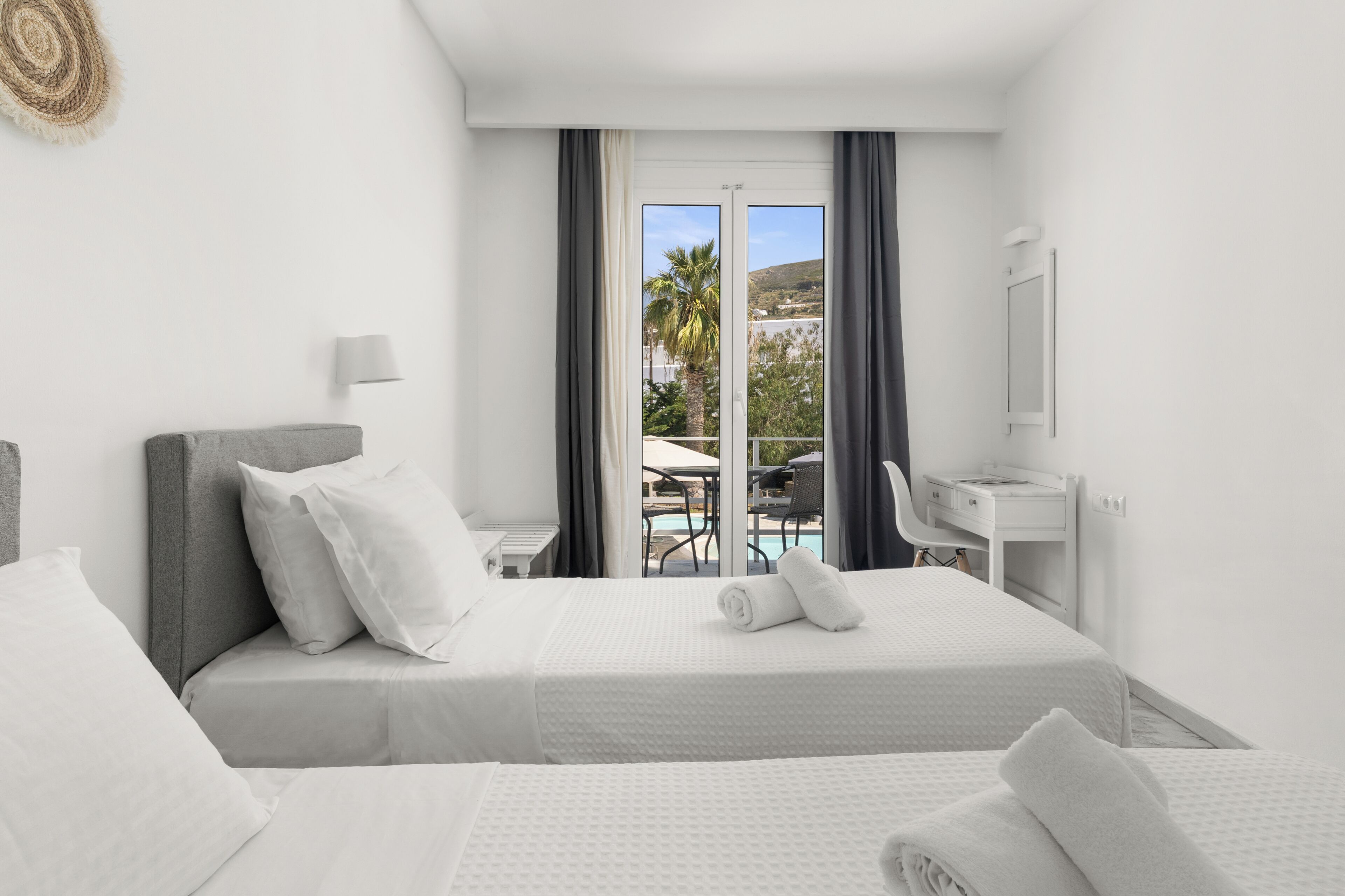 Superior Room, Pool View