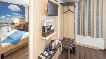 Comfort Single Room | Hypo-allergenic bedding, minibar, in-room safe, desk
