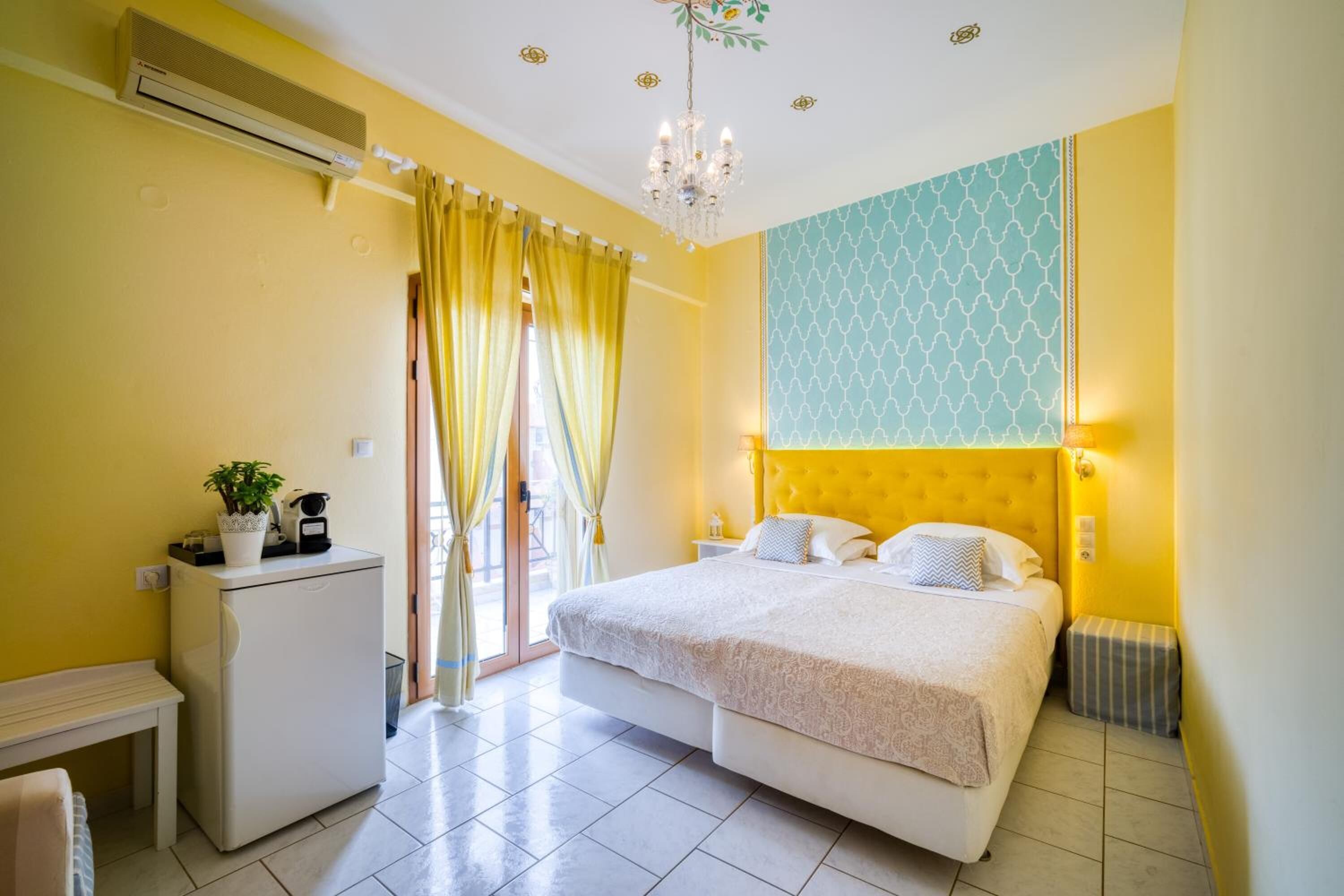 egyptian cotton sheets, pillow-top beds, in-room safe, desk