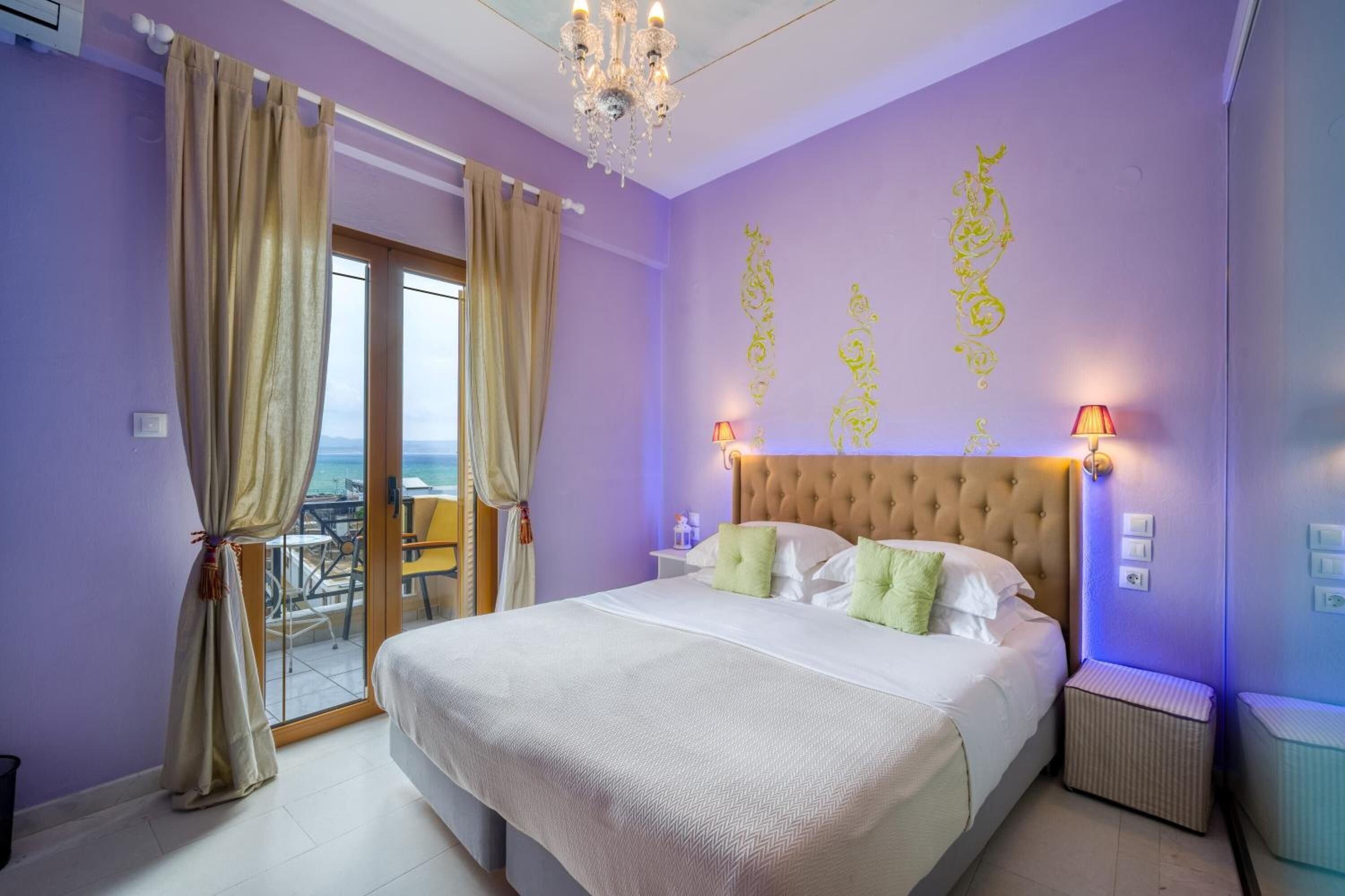 egyptian cotton sheets, pillow-top beds, in-room safe, desk