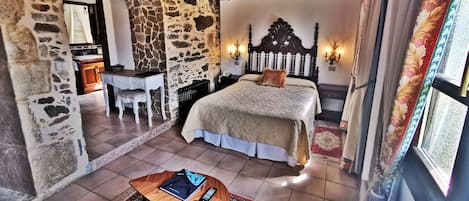 Tweepersoonskamer, bubbelbad (Special) | Een minibar, gratis babybedden, wifi, beddengoed