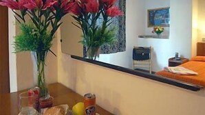 客房内用餐