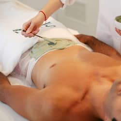 Soins corporels, soins d'aromathérapie, massages aux pierres chaudes