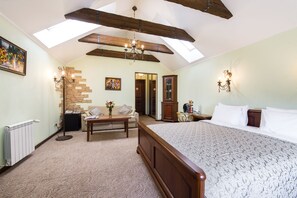 Chambre Double Deluxe | 1 chambre, minibar, coffres-forts dans les chambres