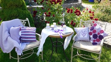 Classic Single Room | Garden view