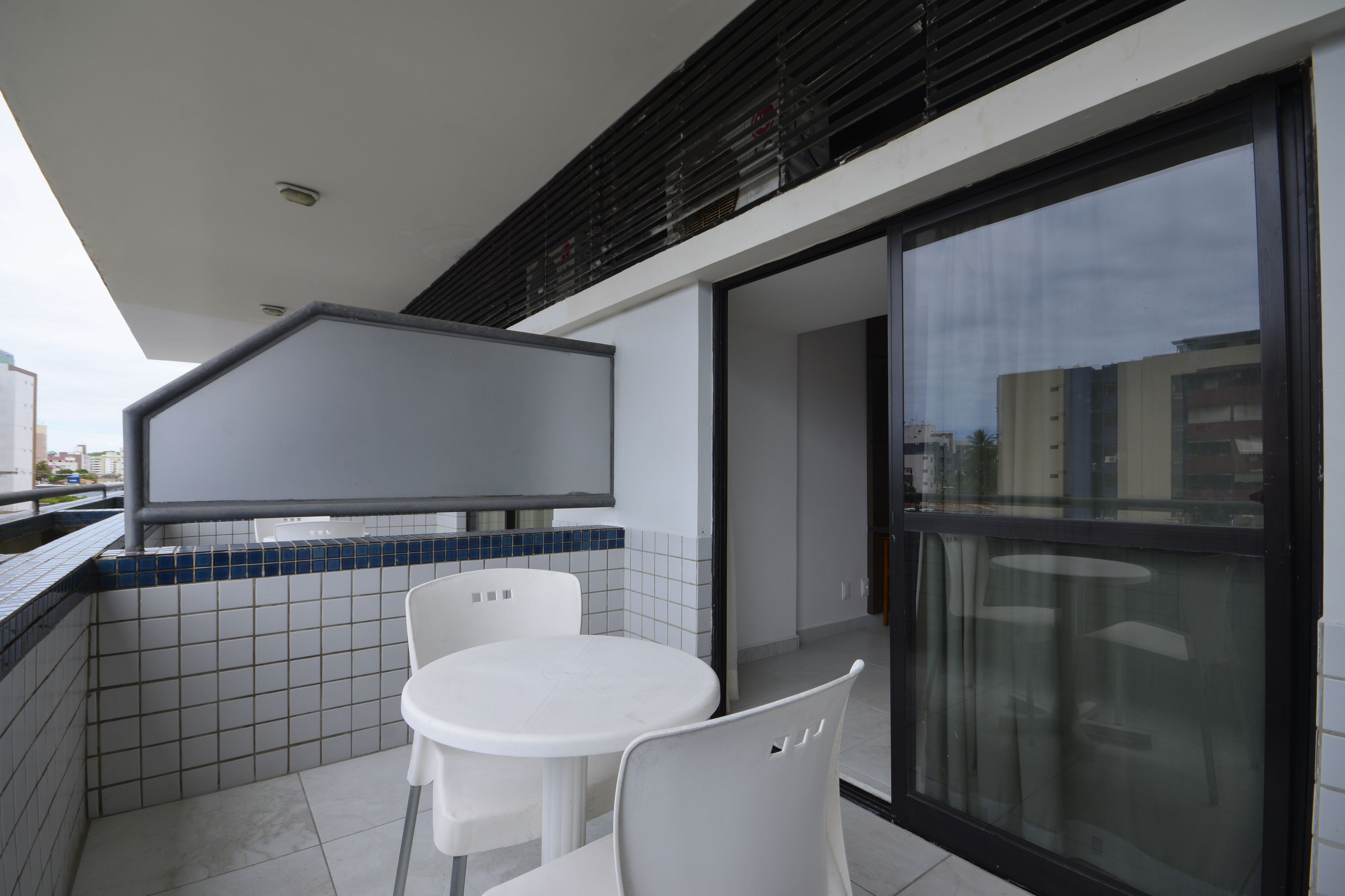 studio | minibar, in-room safe, desk, free cots/infant beds