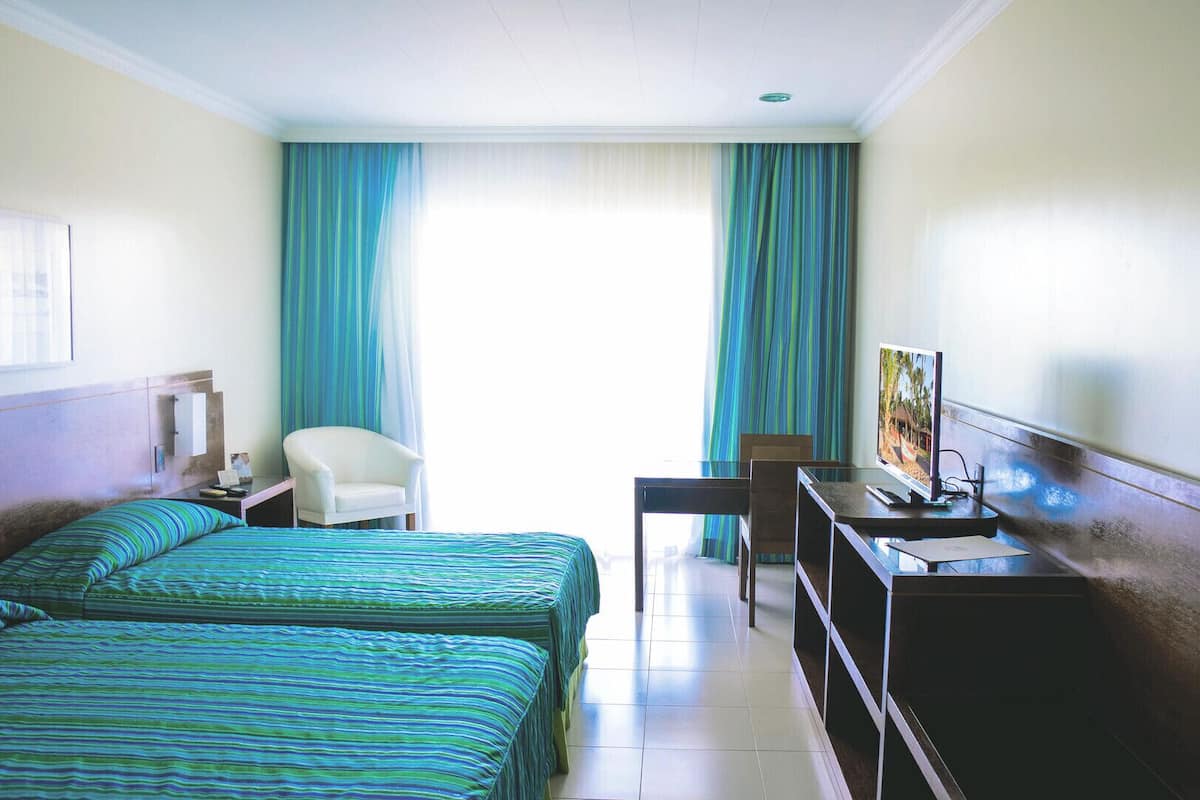 1 bedroom, minibar, in-room safe, desk