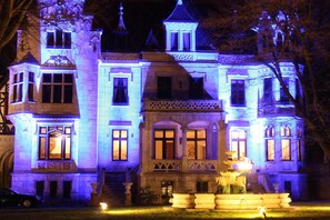 Esterni