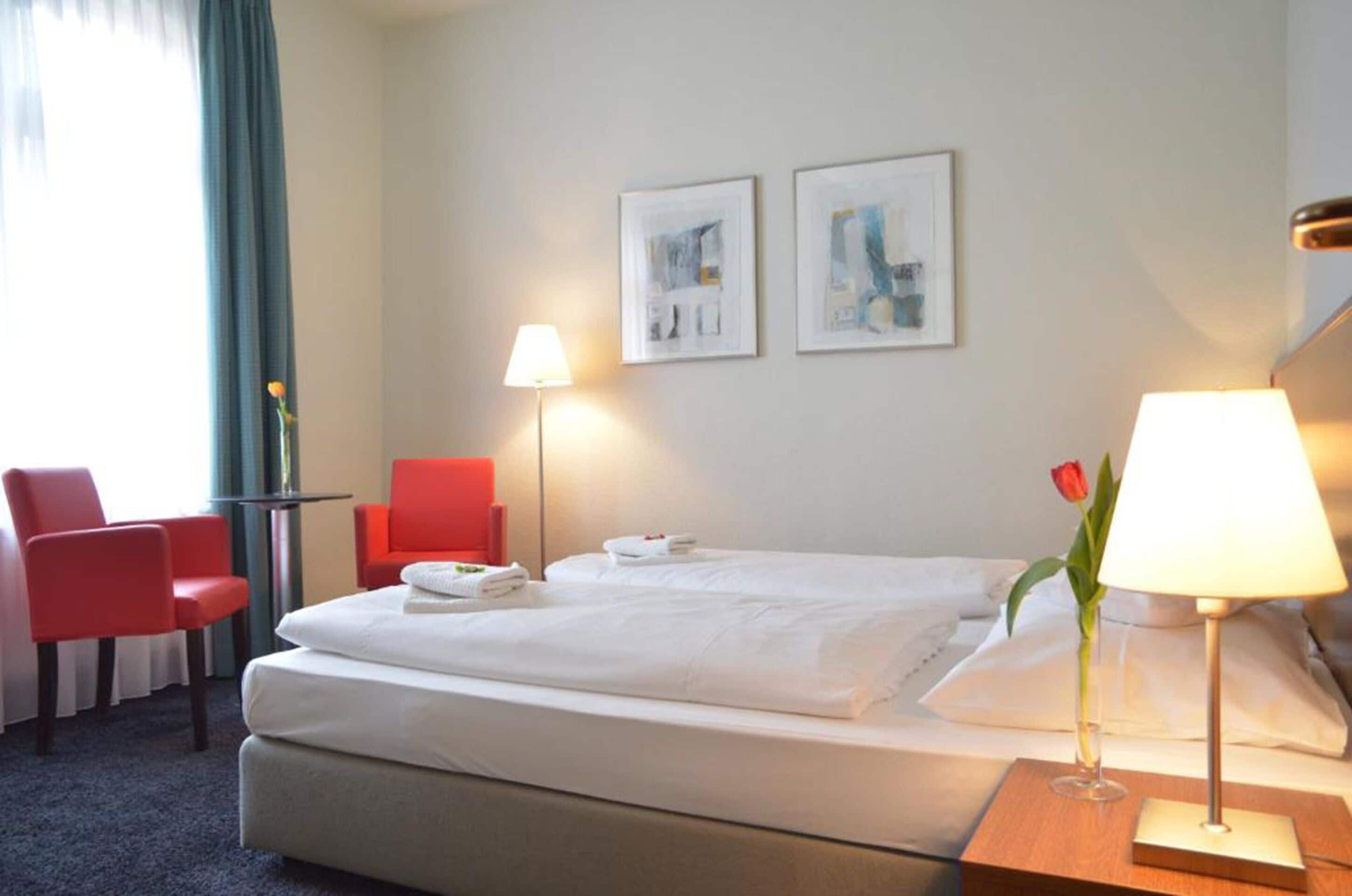 double room | desk, soundproofing, iron/ironing board, free wifi