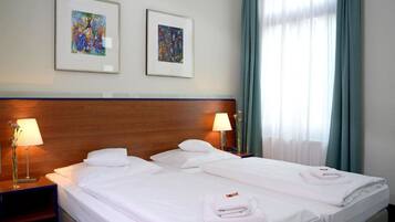 Double Room | Desk, soundproofing, iron/ironing board, free WiFi