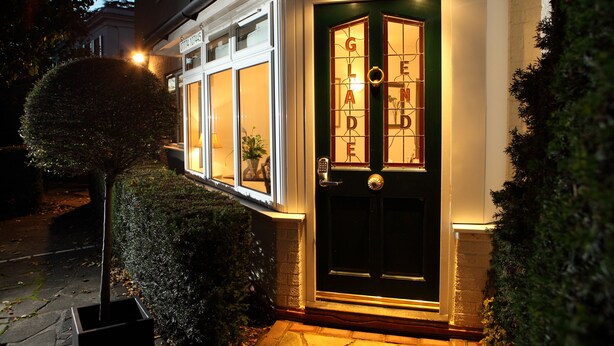 Property entrance - Glade End Guest House (Marlow)