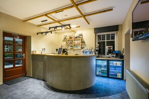 Reception - Pytloun Design Self Check-in Hotel (Liberec)