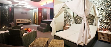 Couples treatment rooms, massages
