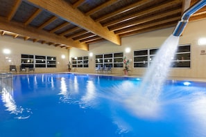 Innenpool, Liegestühle