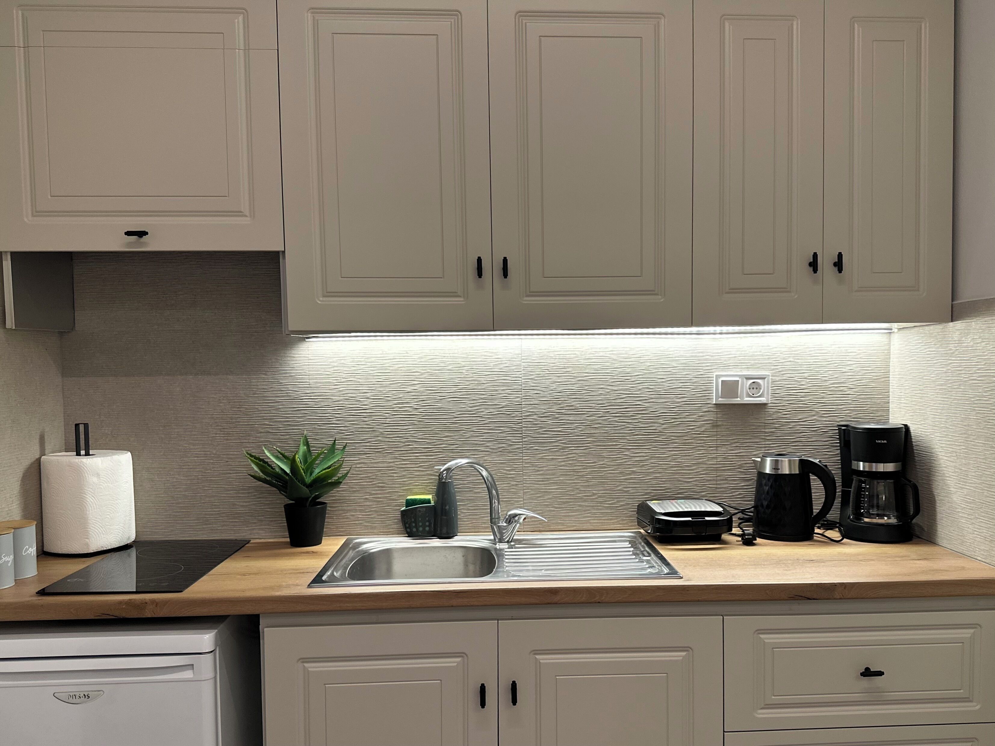 Studio Économique, rez-de-chaussée (Annex Building) | Cuisine privée