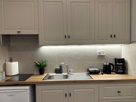 Economy Studio, Ground Floor (Annex Building) | Private kitchen | Fridge, coffee/tea maker, electric kettle