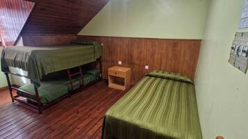Economy Triple Room