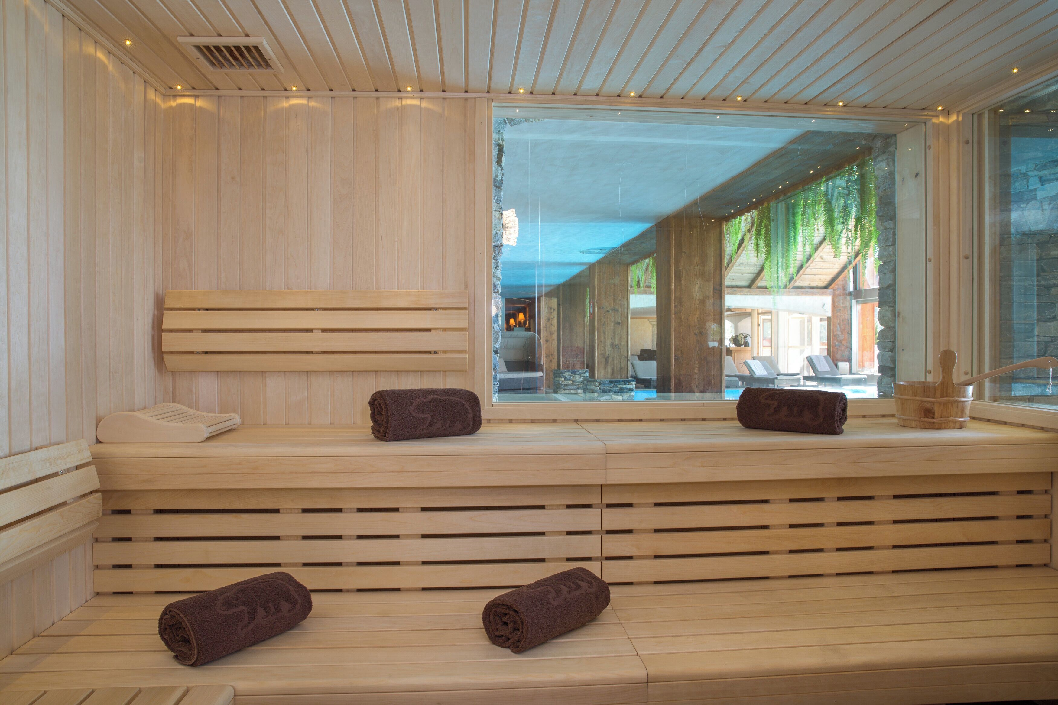 couples treatment room(s), sauna, steam room, turkish bath/hammam