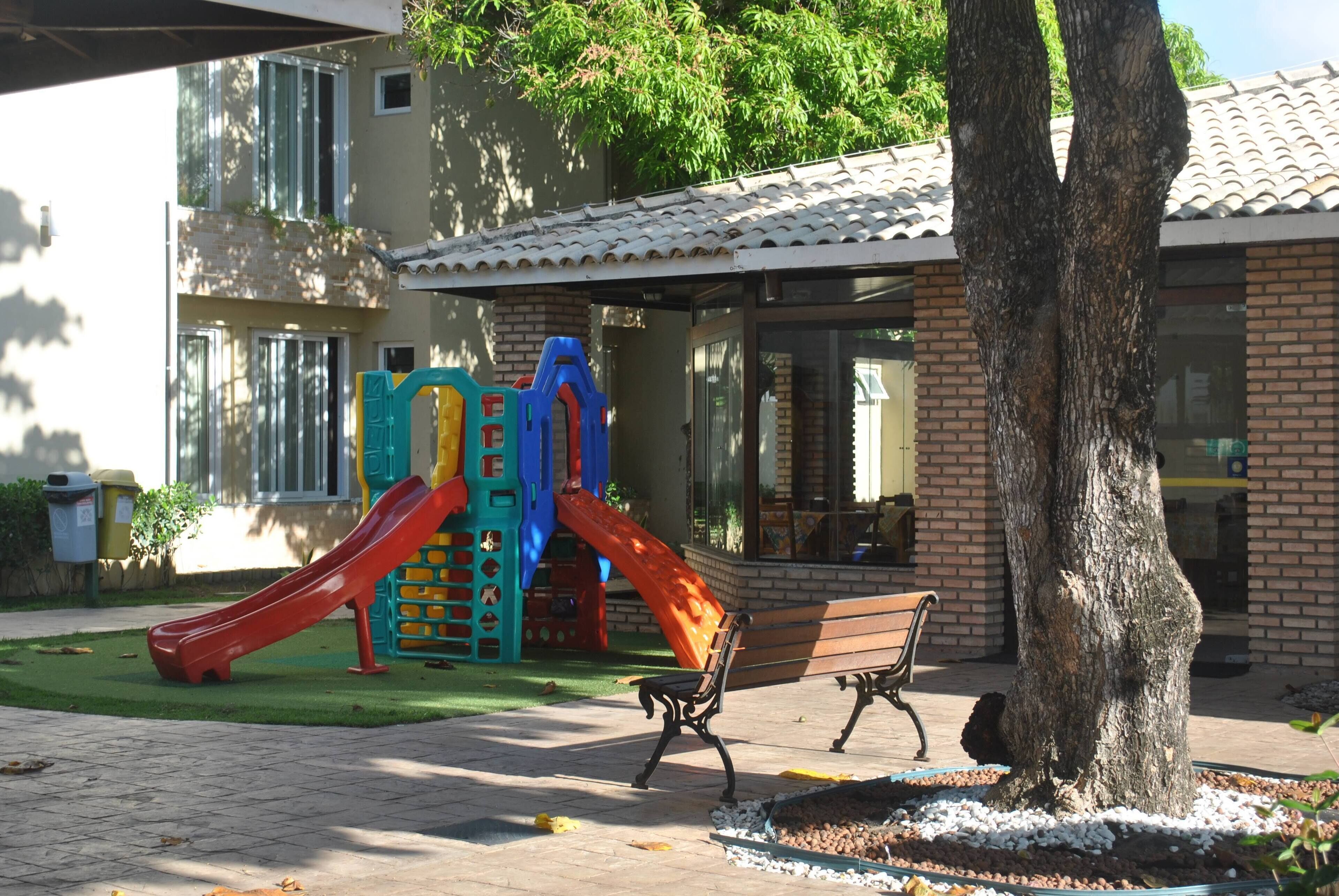 children’s play area – outdoor