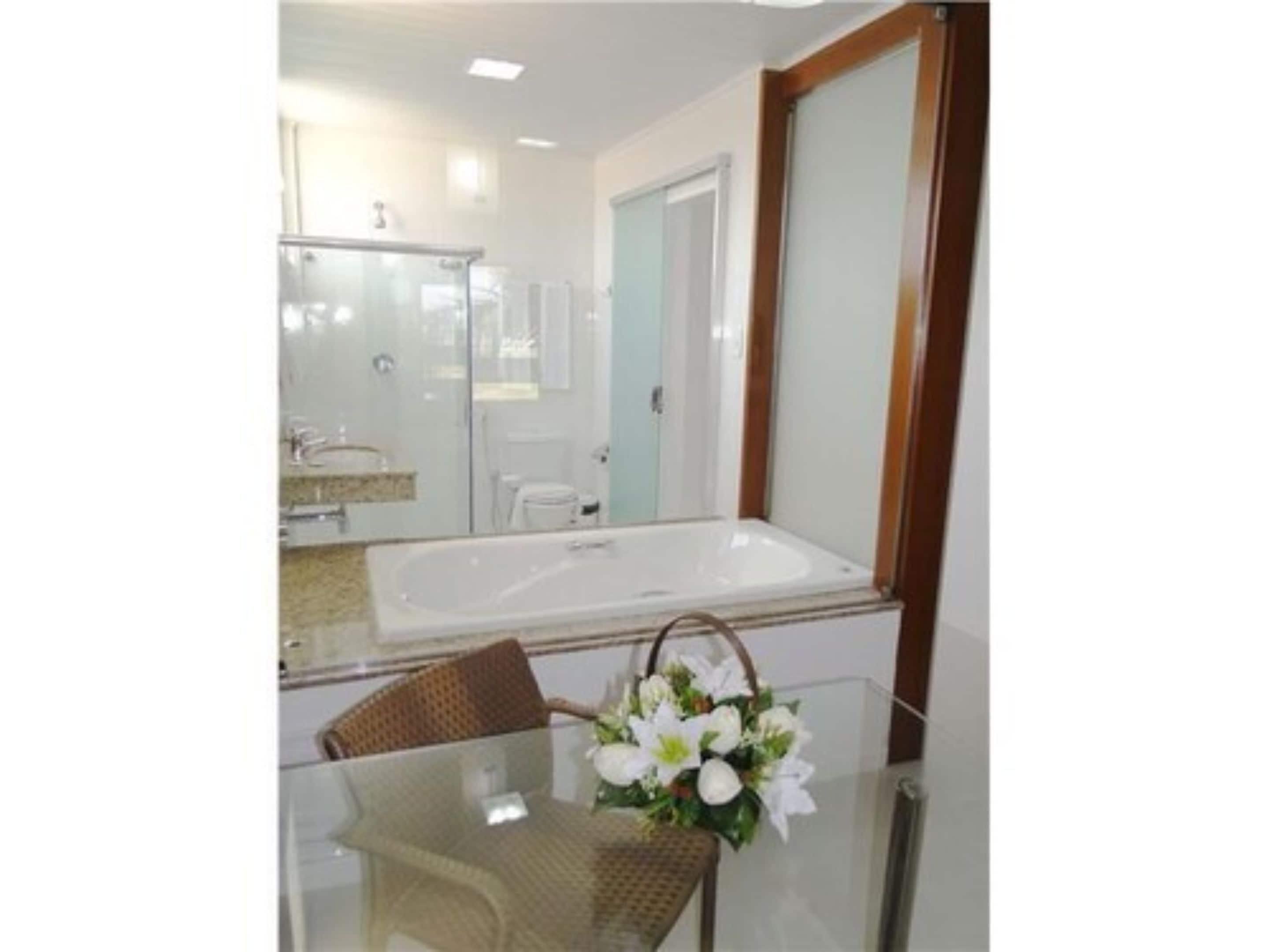 apartamento luxo | 1 bedroom, minibar, desk, blackout curtains