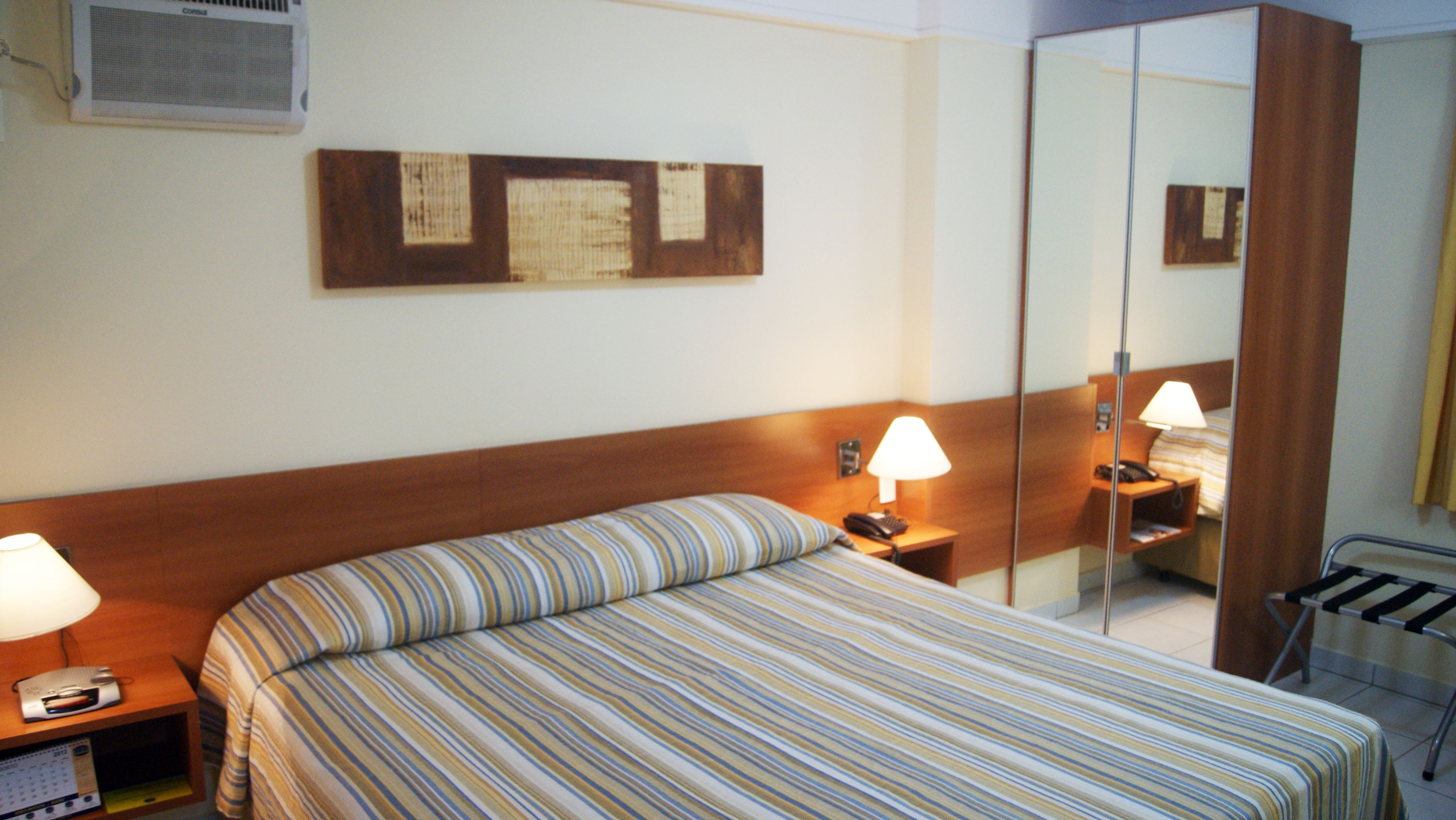 minibar, in-room safe, iron/ironing board, rollaway beds