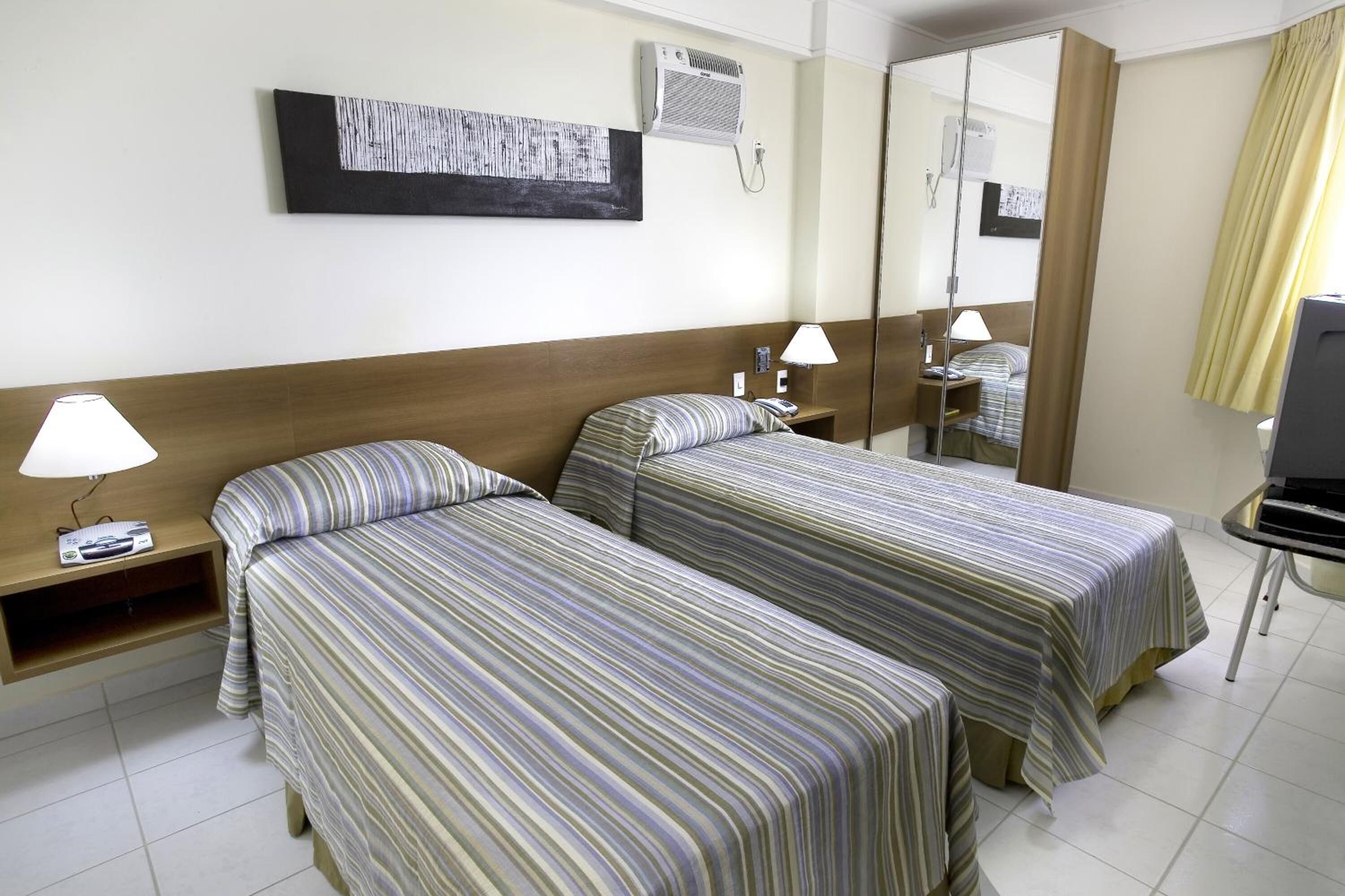 minibar, in-room safe, iron/ironing board, rollaway beds