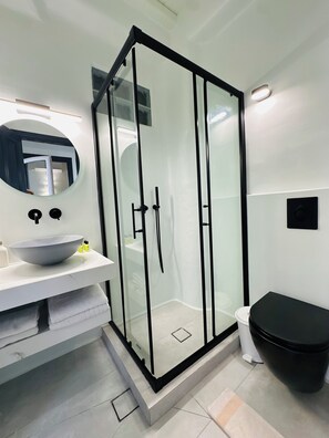 Bathroom - GT Suites (Mykonos)
