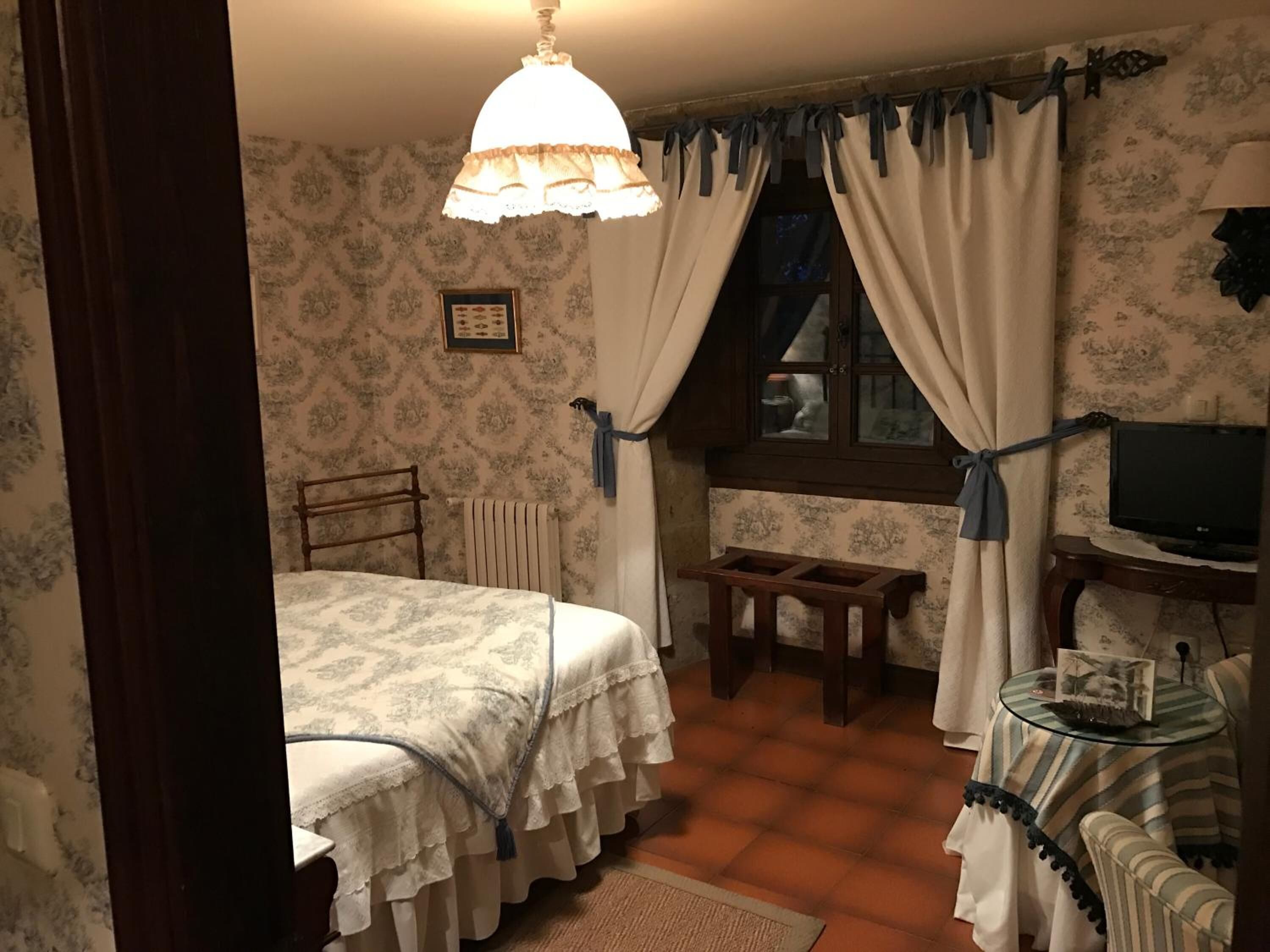 premium bedding, in-room safe, free cots/infant beds, rollaway beds