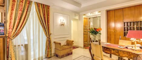 Concierge desk