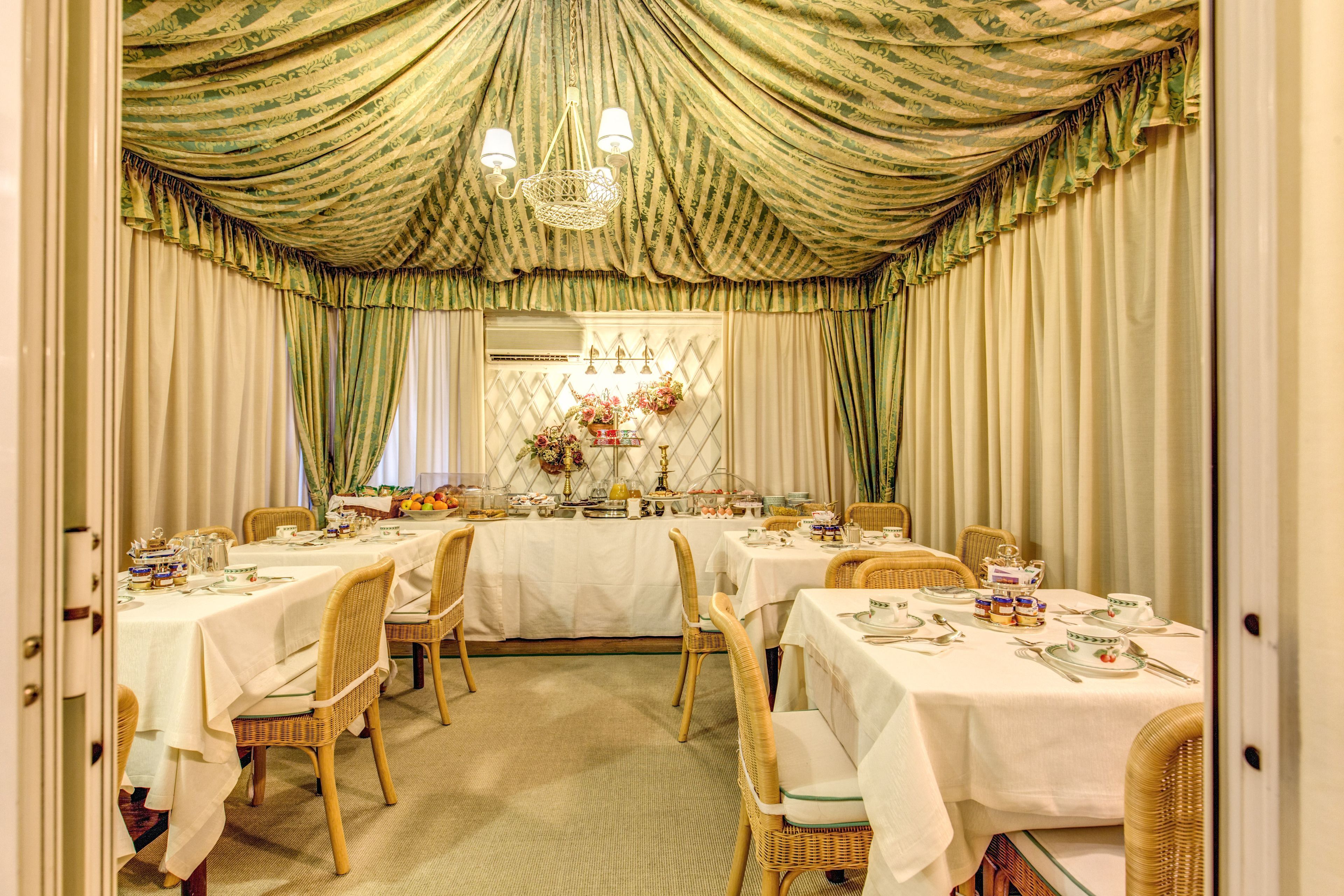 daily continental breakfast (eur 10 per person)