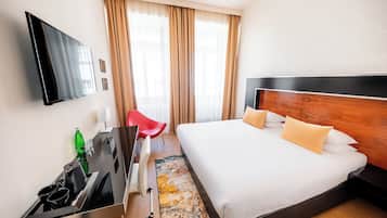 Superior Double or Twin Room | Minibar, in-room safe, individually decorated, individually furnished