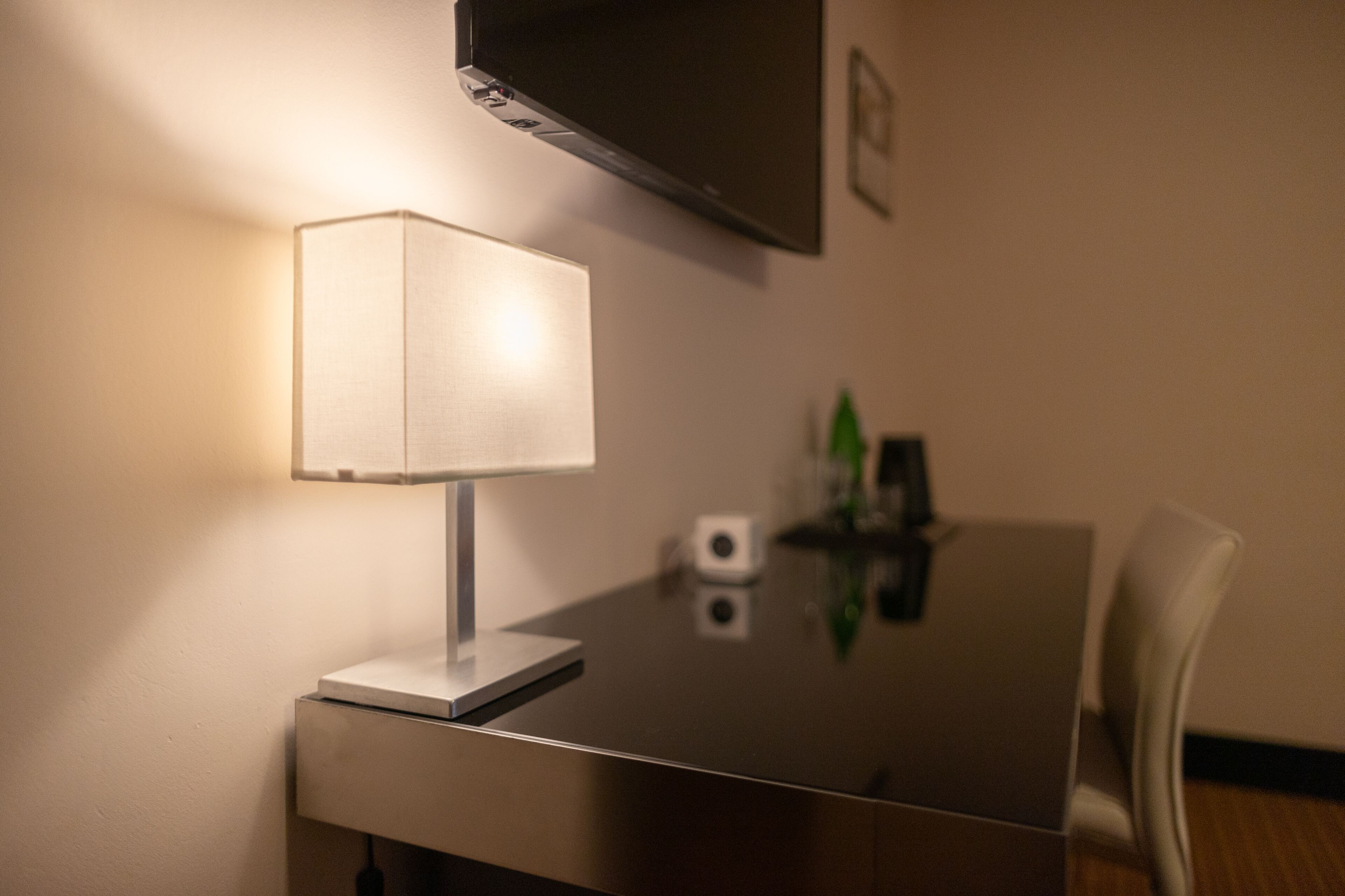 apartment | 1 bedroom, minibar, in-room safe, individually decorated