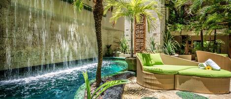 Outdoor pool, open 8:00 AM to 9:00 PM, pool umbrellas, pool loungers