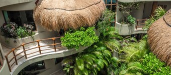 Maya Villa Condo Hotel & Beach Club