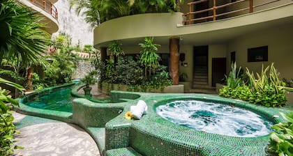 Maya Villa Condo Hotel & Beach Club