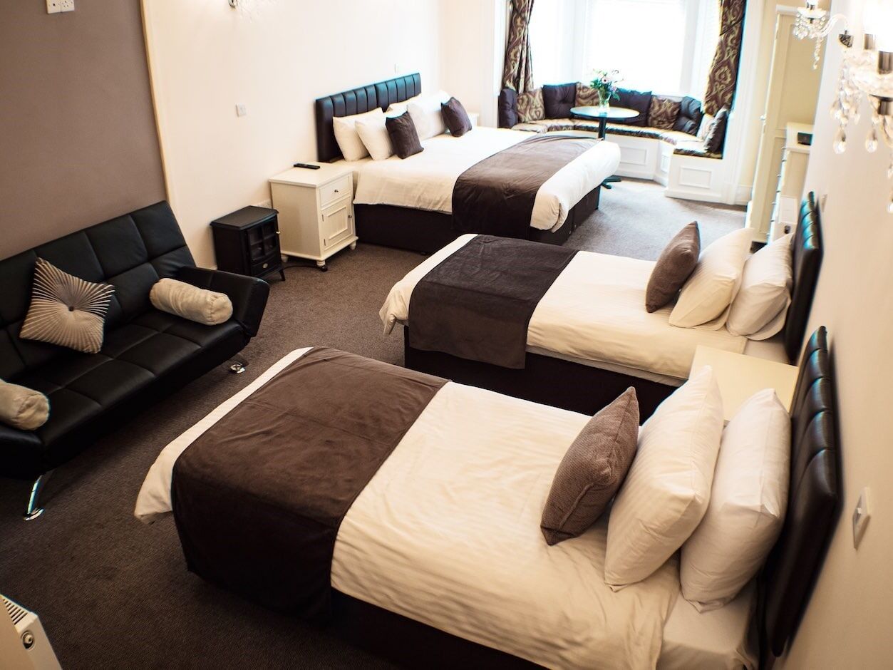 Phòng Suite, có phòng tắm riêng (Large)