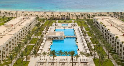 JAZ Elite Crystal, Almaza Bay