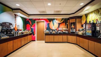 Free daily continental breakfast