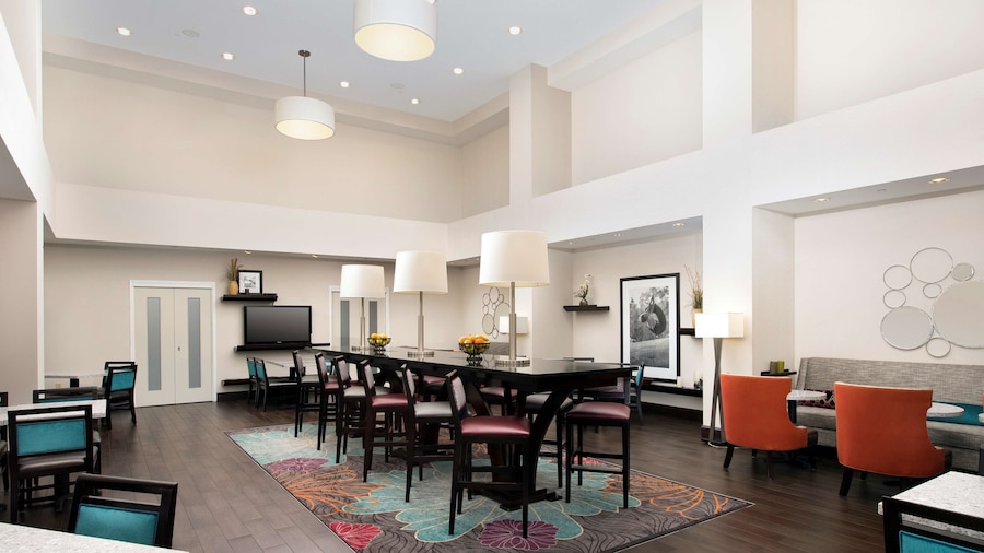 Hampton Inn & Suites Athens-I-65 (Huntsville Area)