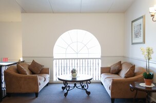 Sala de estar en el lobby