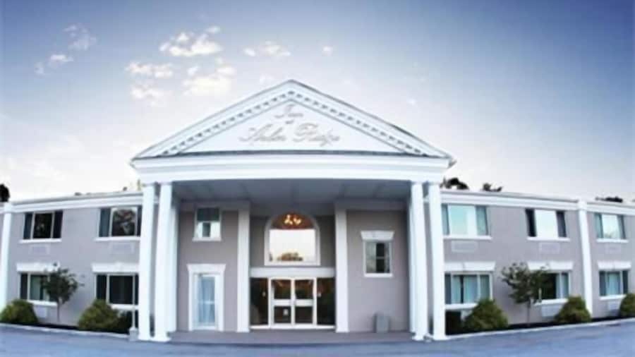 Inn At Arbor Ridge Hotel & Conference Center