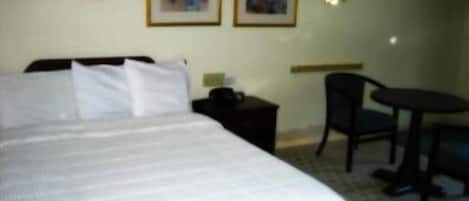 Standard Room, 2 Queen Beds, Non Smoking | Iron/ironing board, free WiFi, bed sheets, alarm clocks