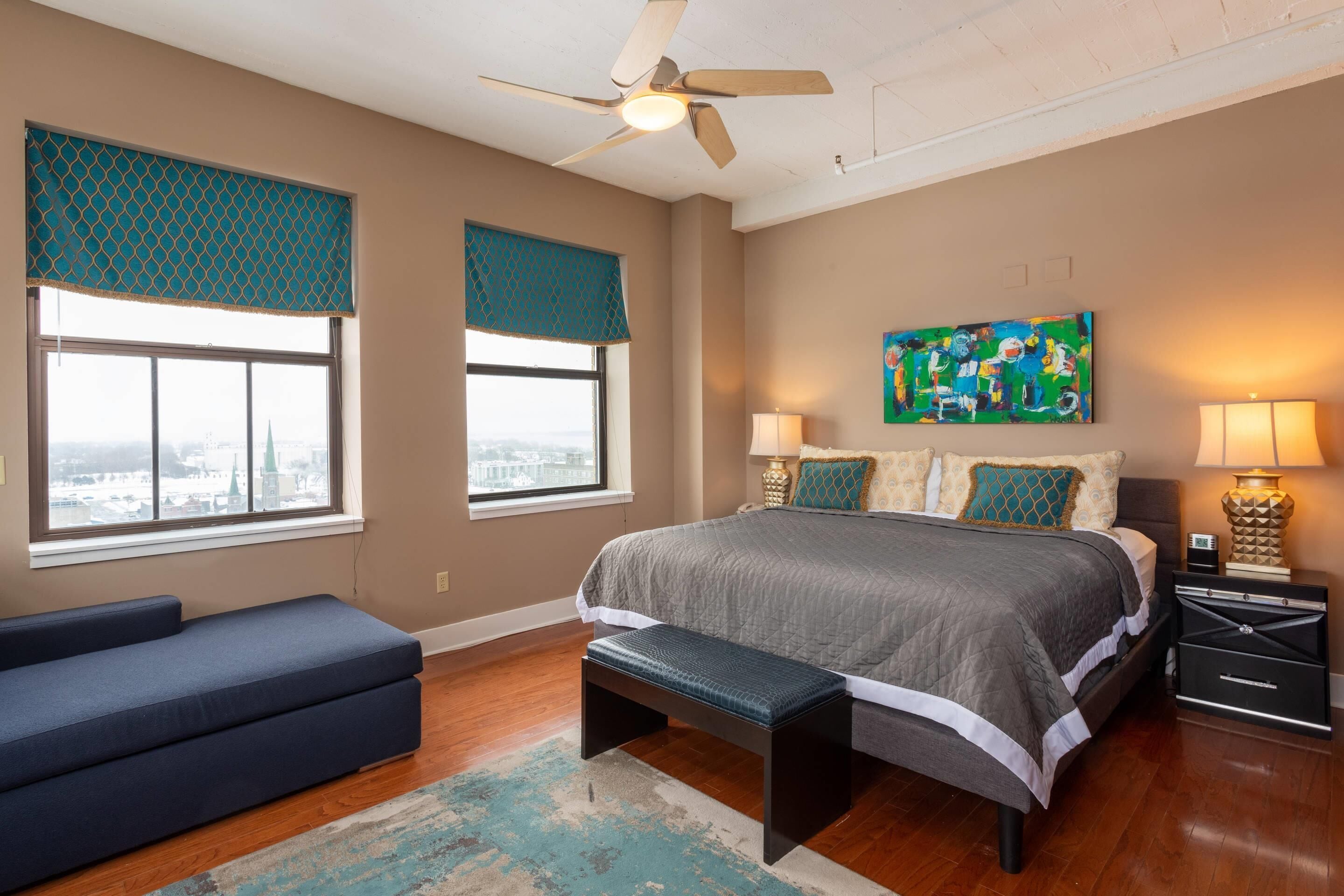 Suite, 1 très grand lit et 1 canapé-lit, non-fumeur