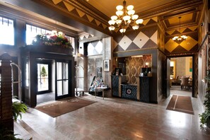 Lobby - The Giacomo, an Ascend Collection Hotel (Niagara Falls)