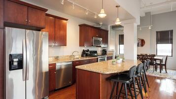 Fridge, microwave, coffee/tea maker