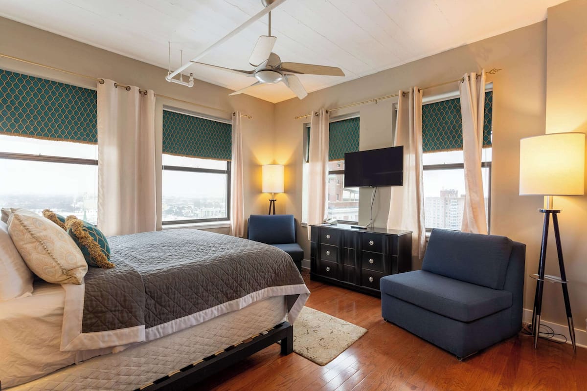 suite, 1 king bed with sofa bed, non smoking | premium bedding, down duvets, pillow-top beds, individually decorated