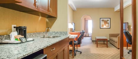 Suite, 1 King Bed, Non Smoking | Premium bedding, pillowtop beds, desk, laptop workspace