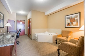 Suite, 1 King Bed, Non Smoking, Jetted Tub